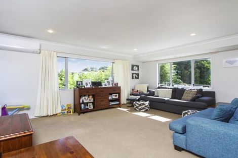 Photo of property in 717a Swanson Road, Swanson, Auckland, 0612