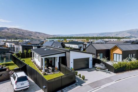 Photo of property in 1 Fraer Street, Cromwell, 9310