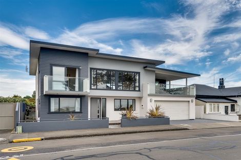 Photo of property in 633 Marine Parade, Napier South, Napier, 4110
