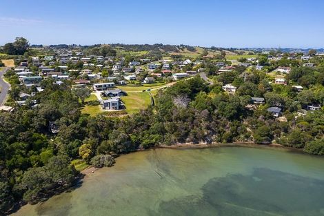 Photo of property in 3 Wendy Hood Way, Snells Beach, 0920