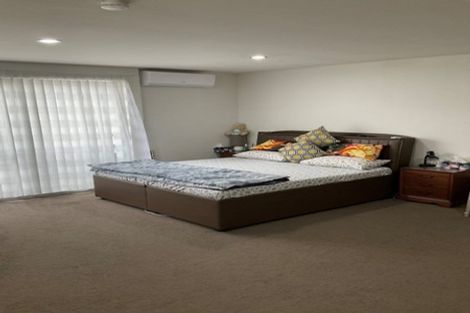 Photo of property in 23 Phar Lap Crescent, Takanini, 2112