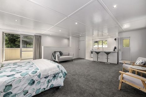 Photo of property in 57 Blue Mountains Road, Pinehaven, Upper Hutt, 5019
