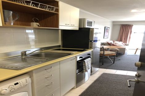 Photo of property in 27/5 Carolina Place, Albany, Auckland, 0632