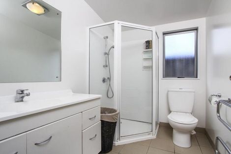 Photo of property in 717a Swanson Road, Swanson, Auckland, 0612