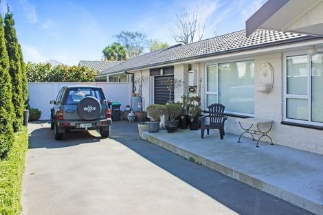 Photo of property in 61 Glandovey Road, Fendalton, Christchurch, 8052