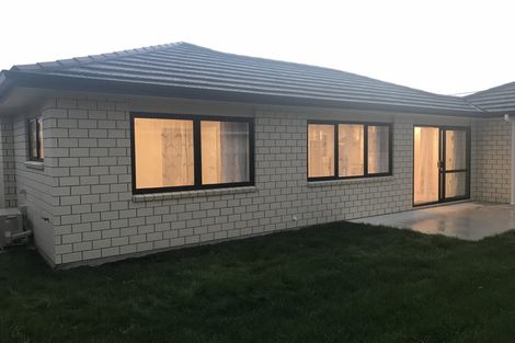 Photo of property in 2/5 Mahana Road, Saint Andrews, Hamilton, 3200