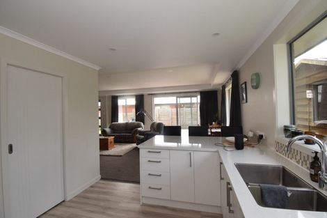 Photo of property in 4a Henderson Street, Mornington, Dunedin, 9011