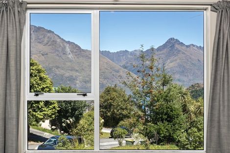 Photo of property in 23a Watts Road, Fernhill, Queenstown, 9300
