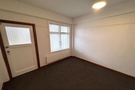 Photo of property in San Antonio Flats, 4/12 Kilbirnie Crescent, Kilbirnie, Wellington, 6022