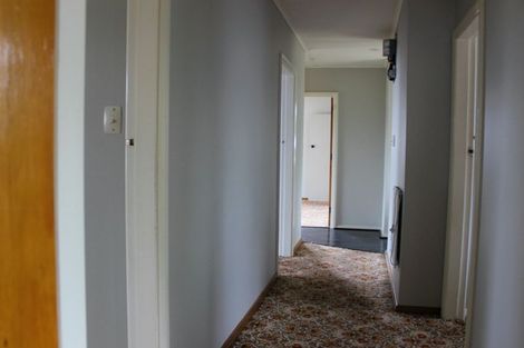 Photo of property in 42 Costley Street, Carterton, 5713