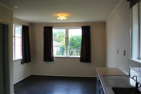 Photo of property in 42 Costley Street, Carterton, 5713