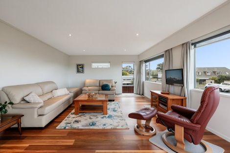 Photo of property in 32 Forrester Drive, Welcome Bay, Tauranga, 3112