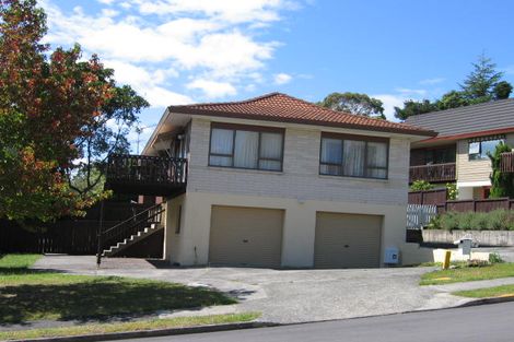 Photo of property in 7 Kallista Place, Browns Bay, Auckland, 0630