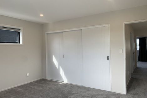 Photo of property in 28 Paina Crescent, Massey, Auckland, 0614