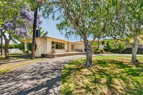 Photo of property in 68 Puketapu Road, Taradale, Napier, 4112