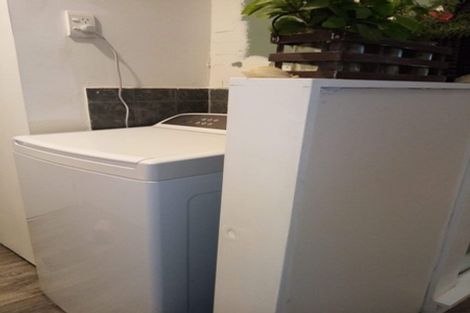 Photo of property in 23a Elizabeth Place, Ferndale, New Plymouth, 4310