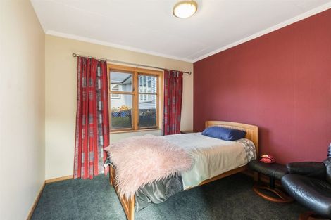 Photo of property in 17 Sharpe Crescent, Wainuiomata, Lower Hutt, 5014