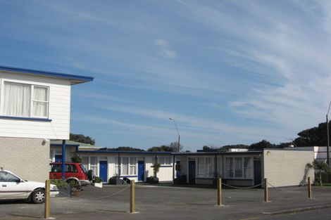 Photo of property in 22 Weymouth Street, New Plymouth, 4310