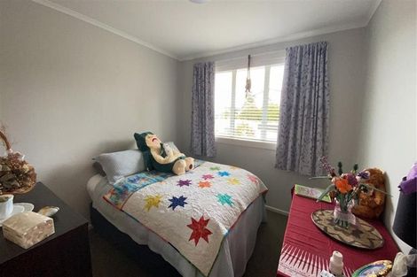 Photo of property in 2/12 Poplar Grove, Ebdentown, Upper Hutt, 5018