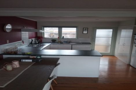 Photo of property in 2/92 Grey Street, Onehunga, Auckland, 1061