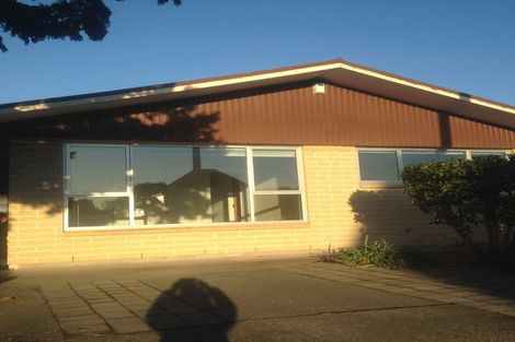 Photo of property in 1/77 Memorial Avenue, Ilam, Christchurch, 8053