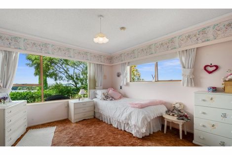 Photo of property in 24 Widmore Drive, Massey, Auckland, 0614