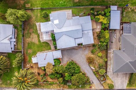 Photo of property in 19 Melville Street, Waipawa, 4210