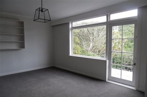 Photo of property in 16 Moana Road, Kelburn, Wellington, 6012