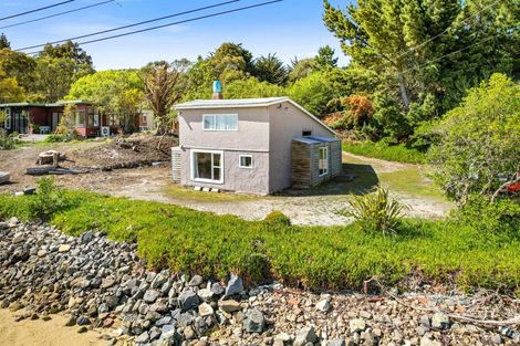 Photo of property in 36 Otakou Golf Course Road, Otakou, Dunedin, 9077