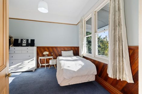 Photo of property in 18 Rollin Street, Heathcote Valley, Christchurch, 8022