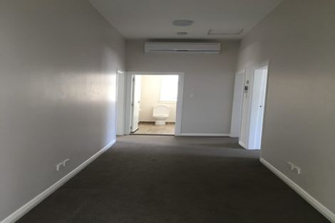Photo of property in 8 Kenwyn Terrace, Newtown, Wellington, 6021