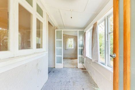 Photo of property in 19 Beach Street, Tangimoana, 4822