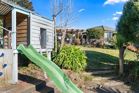Photo of property in 18 Bidwell Place, Hillmorton, Christchurch, 8025
