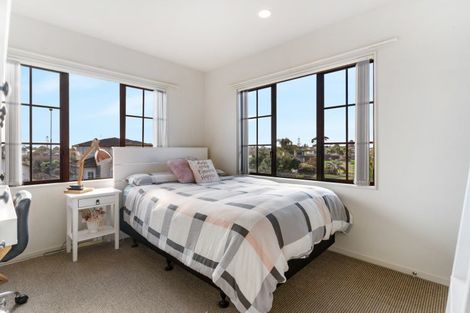 Photo of property in 30 Pine Harbour Parade, Beachlands, Auckland, 2018