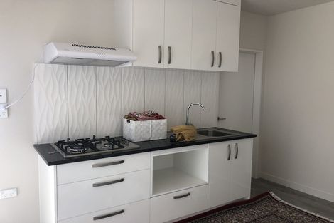 Photo of property in 1 Te Aramanu Crescent, Papakura, 2110