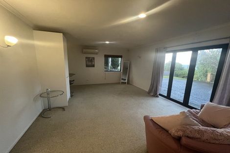 Photo of property in 65 Roberts Road, Matakatia, Whangaparaoa, 0930