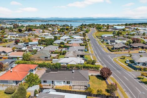 Photo of property in 39 Acacia Bay Road, Nukuhau, Taupo, 3330