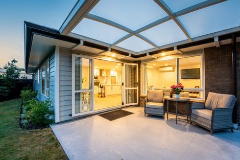 Photo of property in 29 Somerby Mews, Silverstream, Upper Hutt, 5019