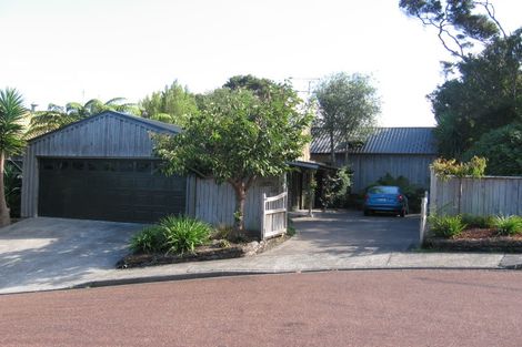 Photo of property in 14 Hebe Place, Birkenhead, Auckland, 0626