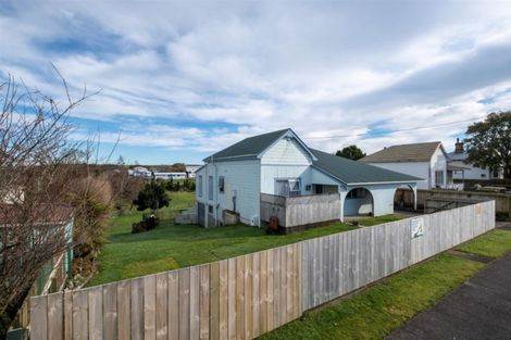 Photo of property in 9 York Street, Eltham, 4322