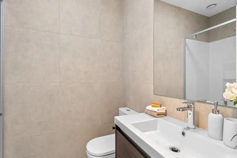 Photo of property in 16 Hema Road, Hobsonville, Auckland, 0616