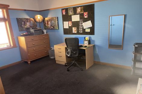 Photo of property in 55 Tauhinu Road, Miramar, Wellington, 6022