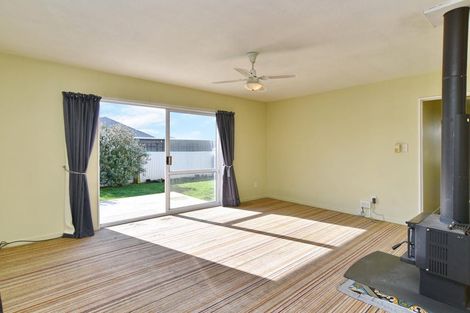 Photo of property in 49 Richill Street, Belfast, Christchurch, 8051