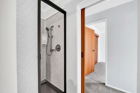 Photo of property in 21 High Street, Hawera, 4610