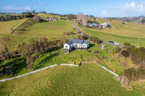 Photo of property in 176 Shegadeen Road, Wharehine, Wellsford, 0973