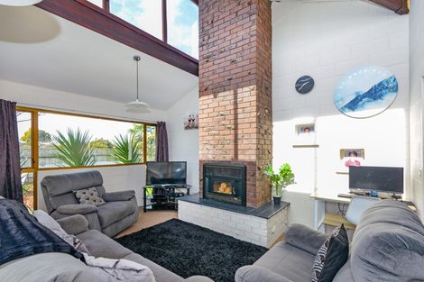 Photo of property in 1 Fleetwood Crescent, Flaxmere, Hastings, 4120