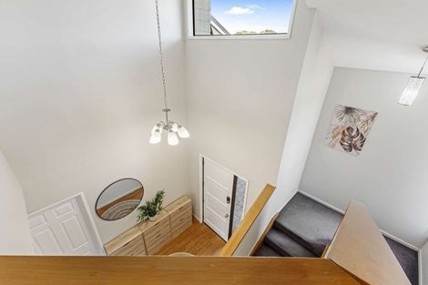 Photo of property in 58 Karina Road, Merrilands, New Plymouth, 4312