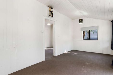 Photo of property in 14 Ferry Road, Woodend Beach, Woodend, 7691