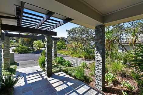 Photo of property in 8 Little Compton Mews, Snells Beach, 0920