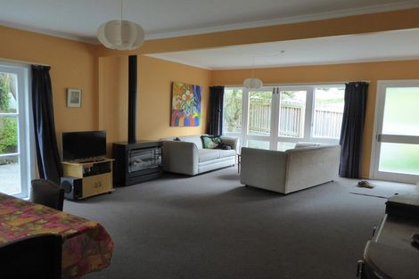 Photo of property in 117 Holloway Road, Aro Valley, Wellington, 6021